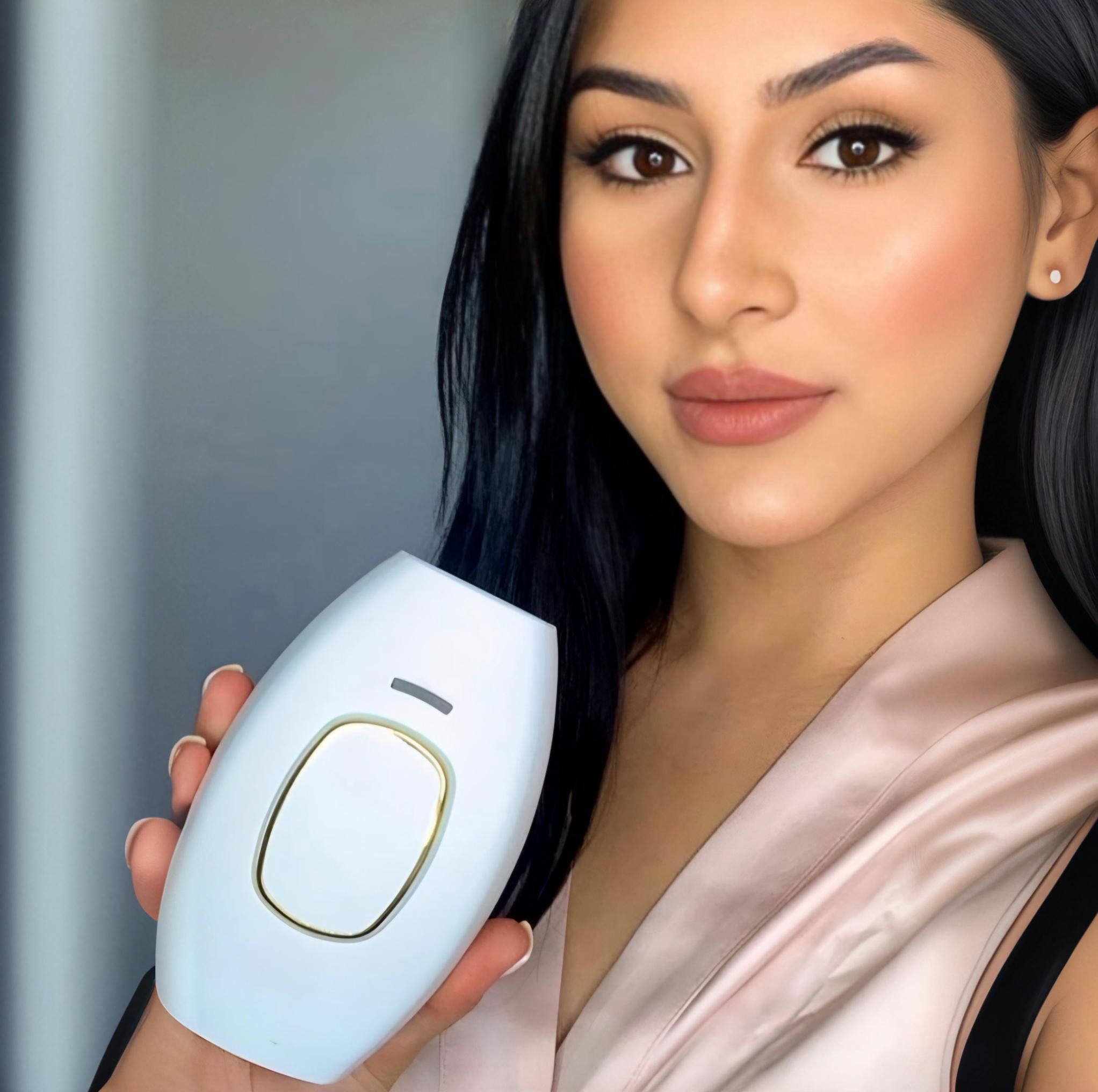 SmoothTouch™ IPL | Permanent hårfjerning – skånsom teknologi til glat hud hele året