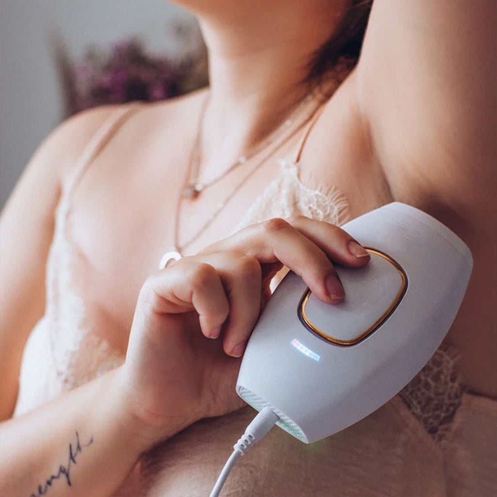 SmoothTouch™ IPL | Permanent hårfjerning – skånsom teknologi til glat hud hele året