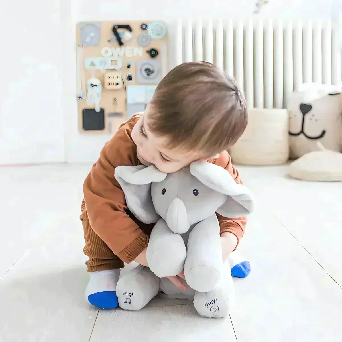 Elefanten Ellie - Den Syngende Elefant!